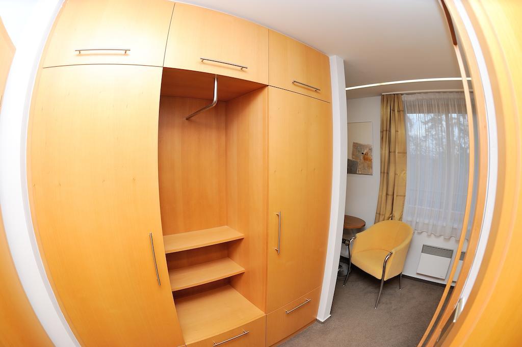 ホテル プロスペリタ ブルノ 部屋 写真